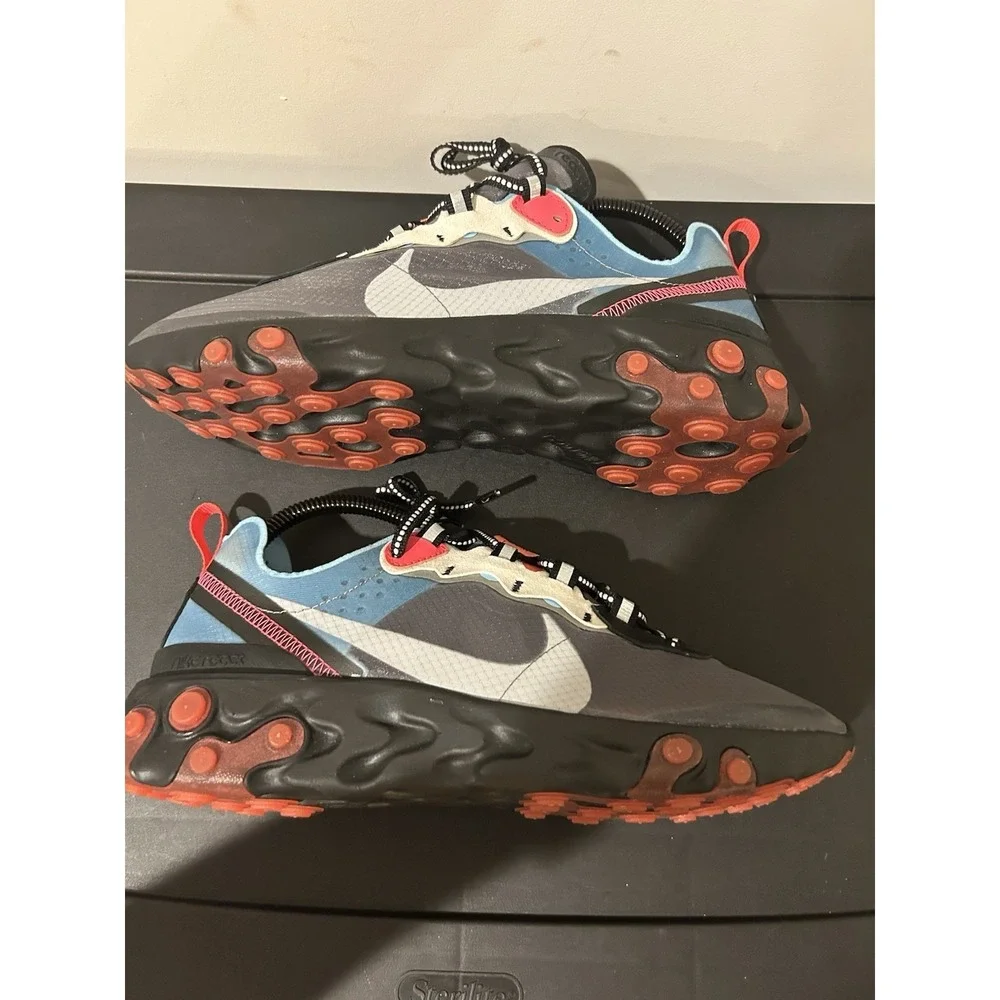 Size 7.5 Nike React Element 87  Mens Shoes AQ1090-006 TRIED ON